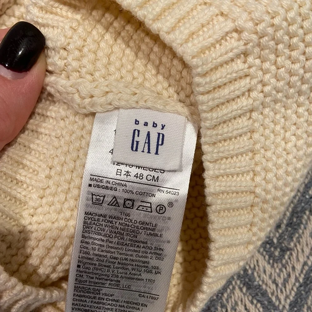 GAP Cream Knit Hat with Bear Ears